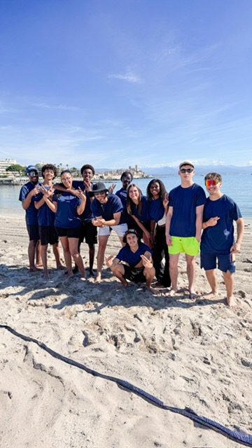 Elèves du lycée magnan avec la prof